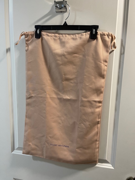 Stuart Weitzman Handbags - Stuart Weitzman Dusty Pink Footwear Dust Bag with Drawstring